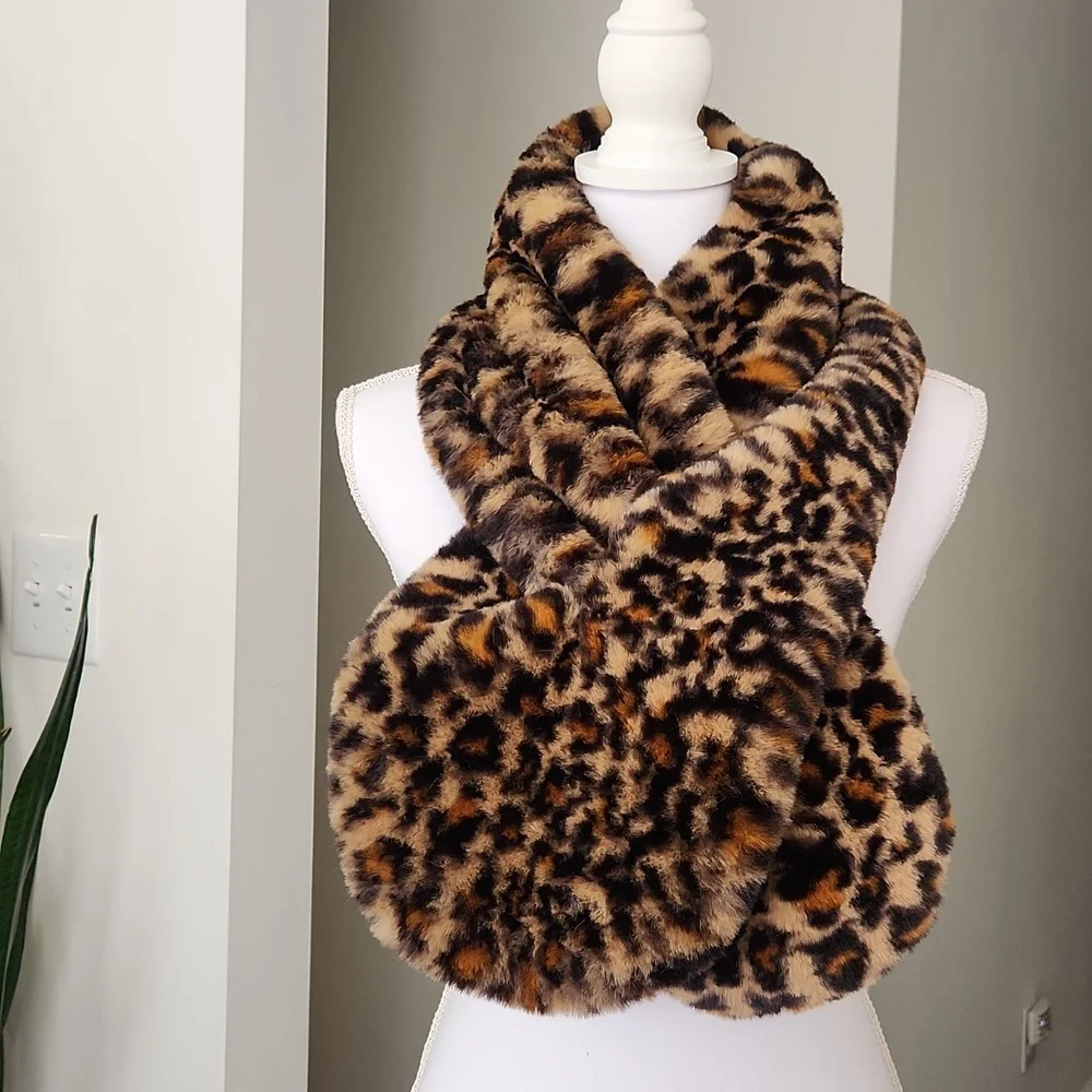 Zara Leopard Print Wrap Scarf Stole Faux Fur